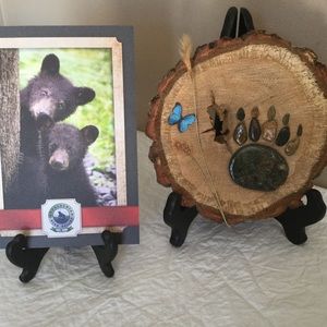 Bear Claw Artwork By Robin Thomas